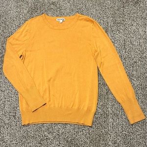 Zenana Outfitter Long Sleeve Round Neck Sweater Size L